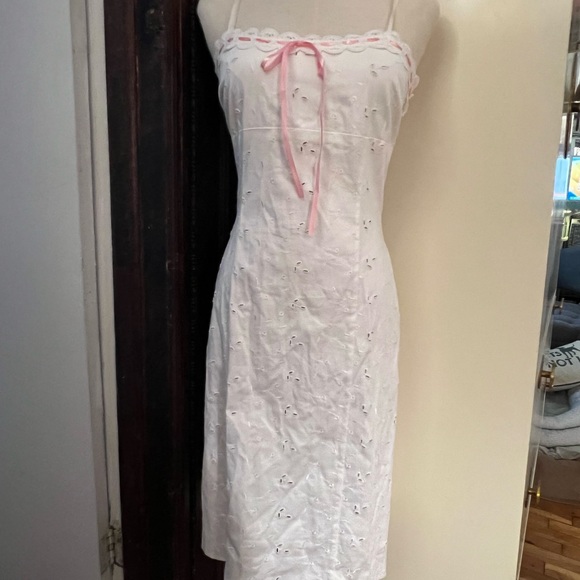 Betsey Johnson, vintage, zipper eyelet white pink dress. never worn mint. small. - Picture 5 of 14